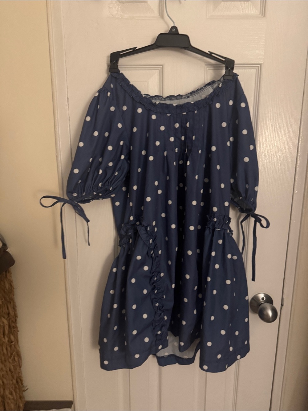 Women’s Navy Polka Dot Off-Shoulder Mini Dress